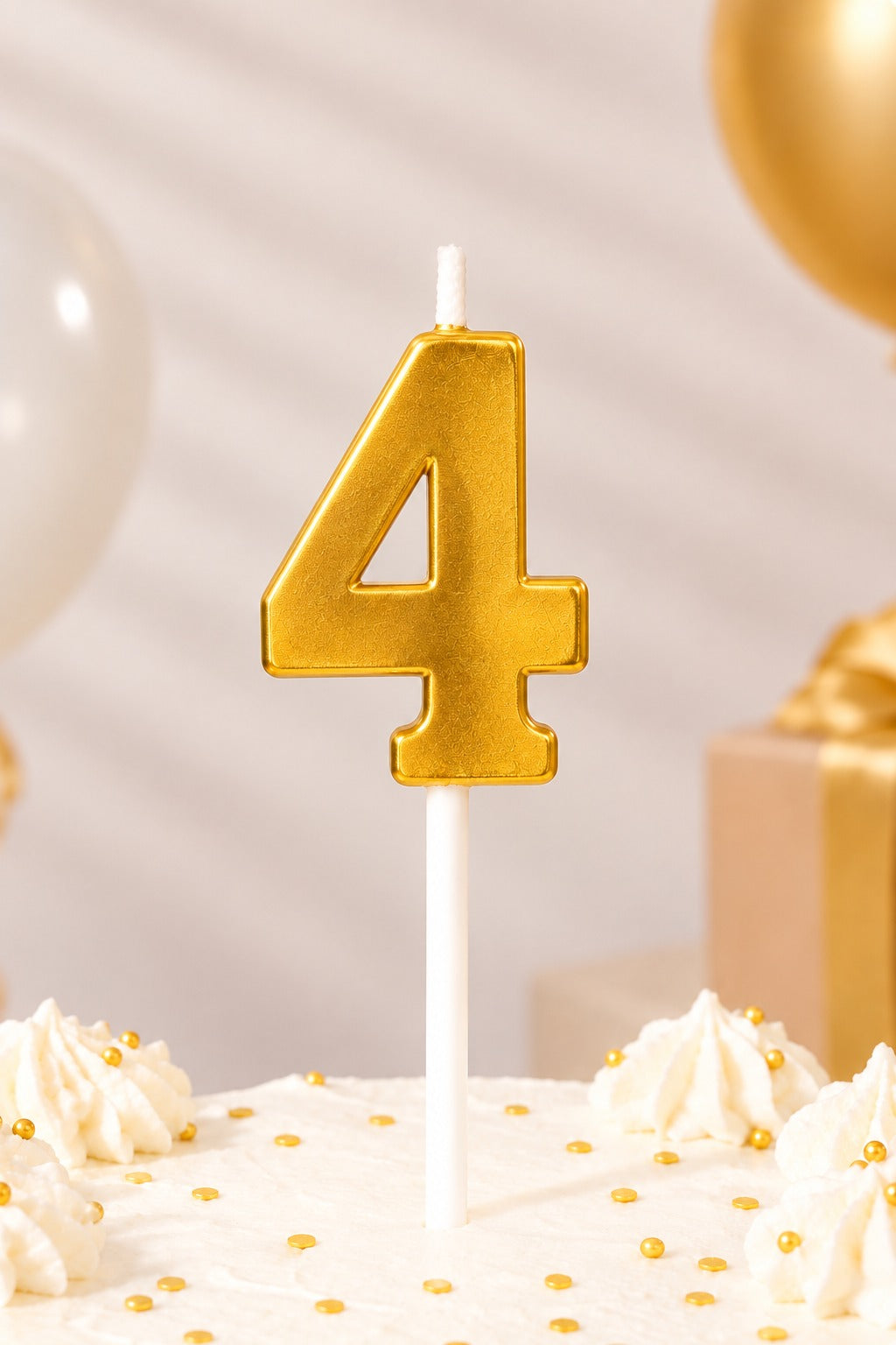 4 No. Gold Candle