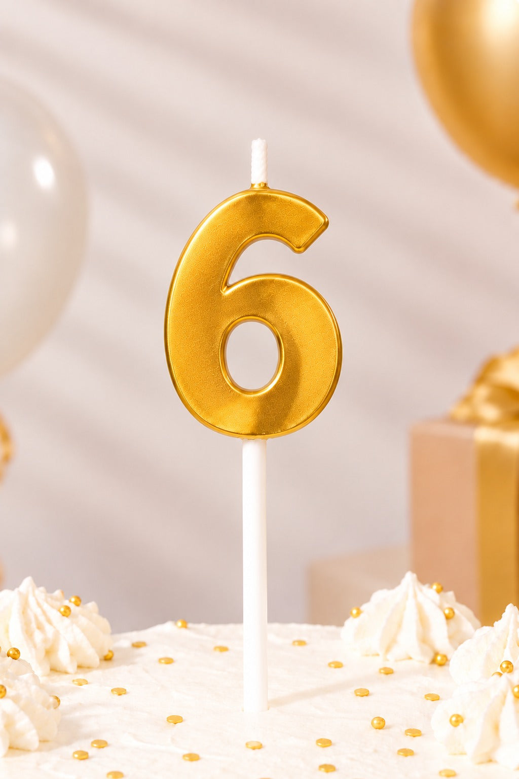 6 No. Gold Candle
