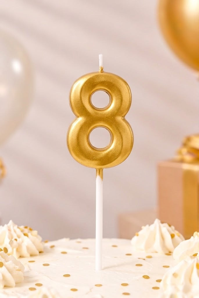 8 No. Gold Candle
